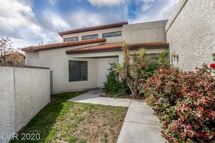 6633 Gatehouse Las Vegas, NV 89108