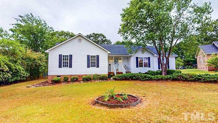 111 Deblyn Court Pine Level, NC 27568