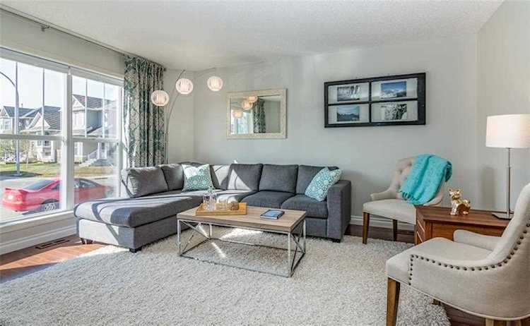38 Cranberry Close SE Calgary, AB T3M 0B4