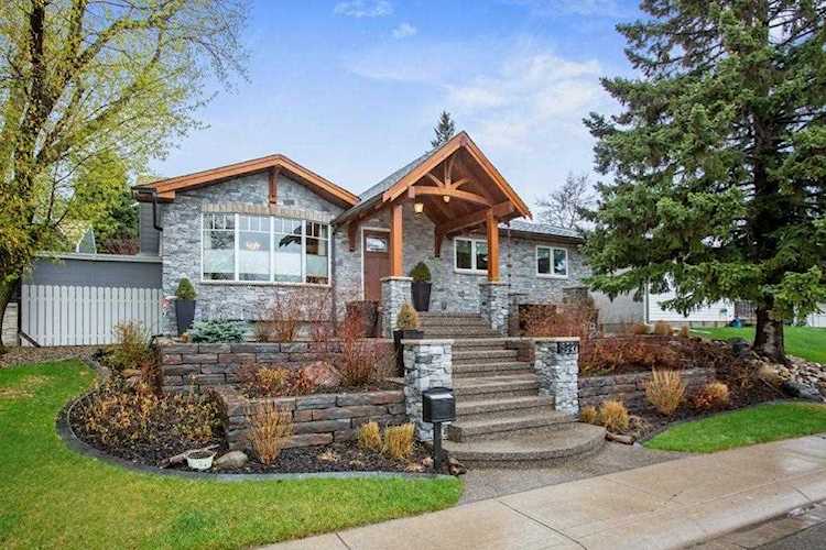5327 Valiant Drive NW Calgary, AB T3A 0Y9