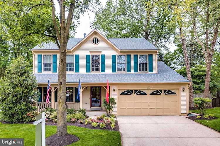 1604 Picadilly Ct Crofton, MD 21114