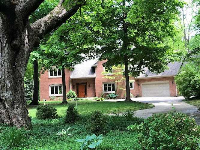 9040 Woodacre Blvd South Drive Indianapolis, IN 46234 | MLS 21704283 Photo 1