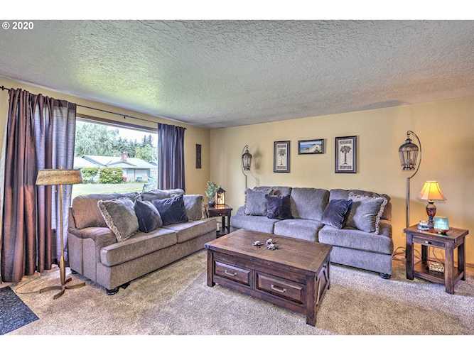 3266 SE 176th Pl Portland, OR 97236