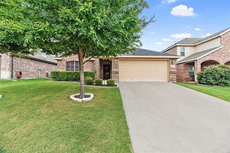 230 Old Spanish Trail Waxahachie, TX 75167