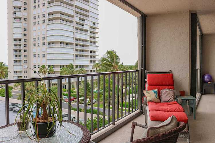 5047 N Highway A1a #405 Hutchinson Island, FL 34949