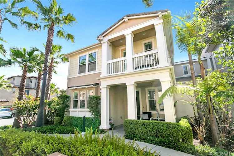 8254 Kendall Drive Huntington Beach, CA 92646