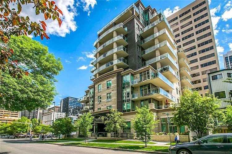 701 3 Avenue SW #305 Calgary, AB T2P 5R3