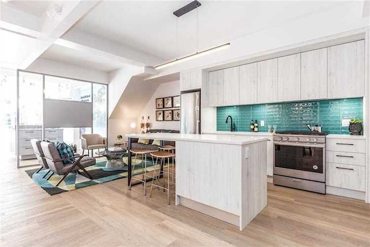 1107 Gladstone Rd NW #104 Calgary, AB T2N 3E5