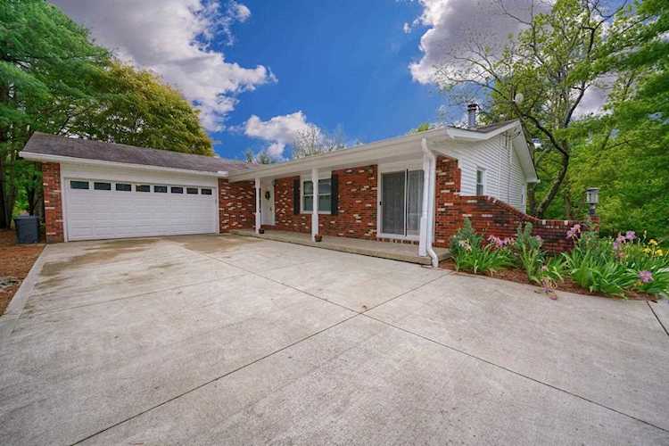 11075 Chillicothe Lancaster Road Amanda, OH 43102
