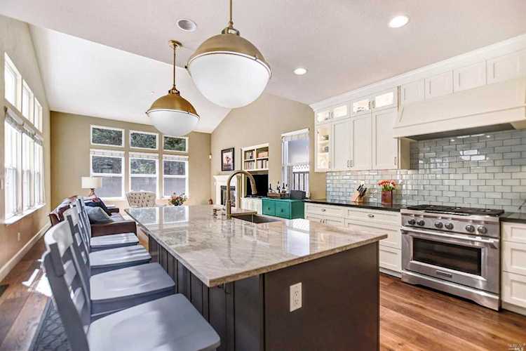 319 Brockman Lane Sonoma, CA 95476