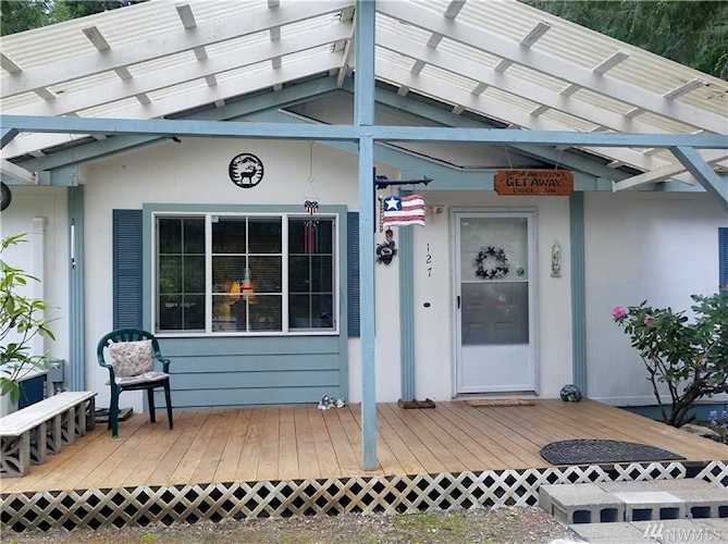 127 Mount Rainier Dr Packwood, WA 98361