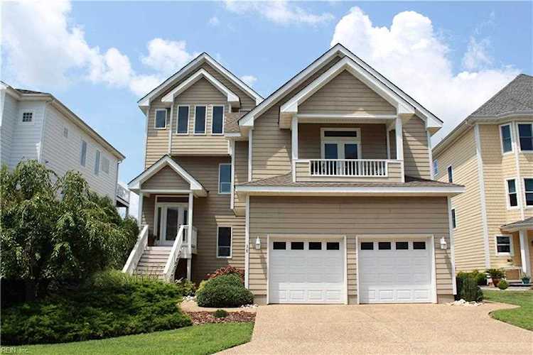 38 Channel Ln Hampton, VA 23664