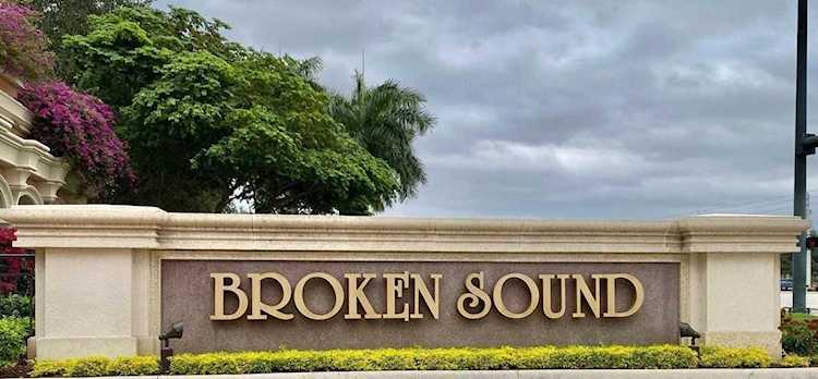 5886 NW 24Th Avenue #101 Boca Raton, FL 33496