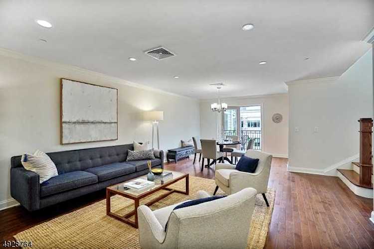 82 Franklin Pl Unit 11 Summit, NJ 07901