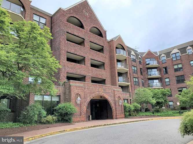 2100 Lee Hwy #447 Arlington, VA 22201