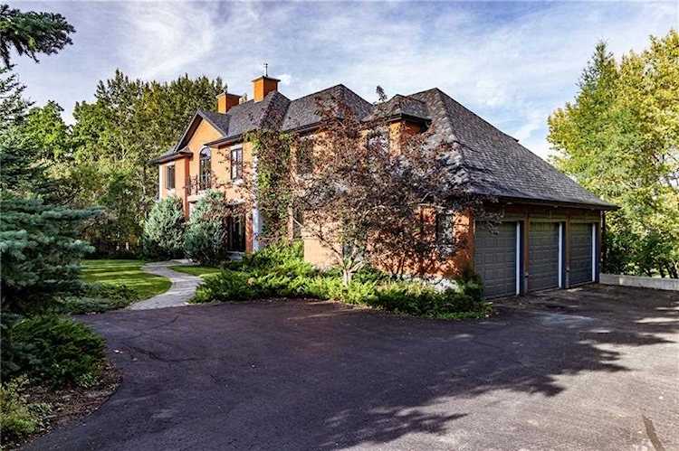 31 Cody Range Way Rural Rocky View County, AB T3R 1A9