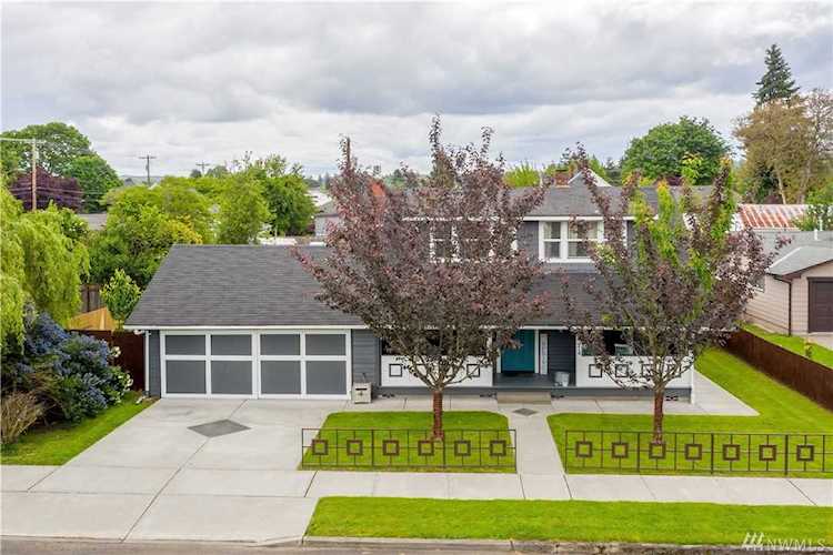 324 N St Centralia, WA 98531