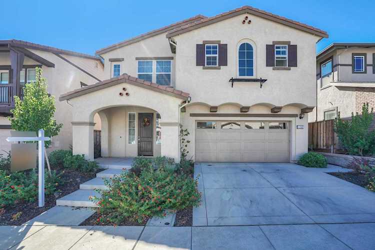 1100 Ruby Way Gilroy, CA 95020