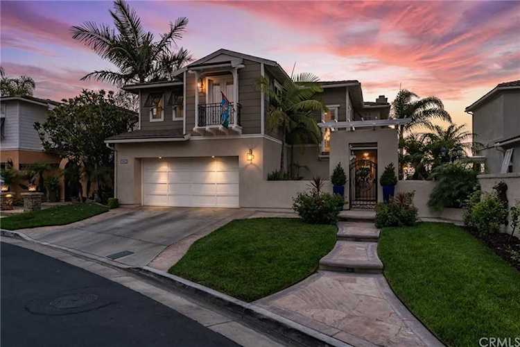 19021 Poppy Hill Circle Huntington Beach, CA 92648
