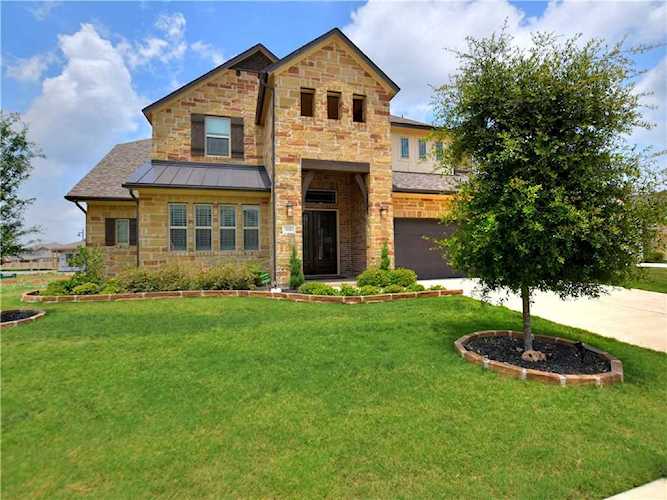 332 Leon Loop Liberty Hill, TX 78642