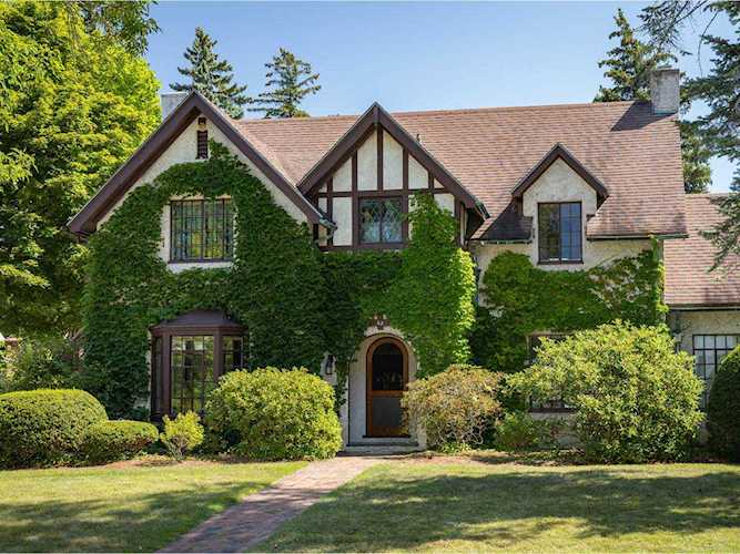 62 Overlake Park Burlington, VT 05401