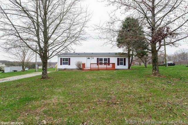 5825 E Priddy Rd Pekin, IN 47165