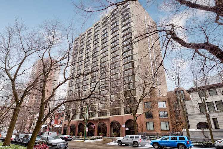 1440 N State Parkway #14C Chicago, IL 60610
