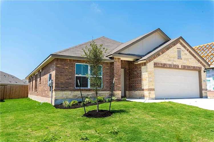 510 Marklawn Ln Hutto, TX 78634