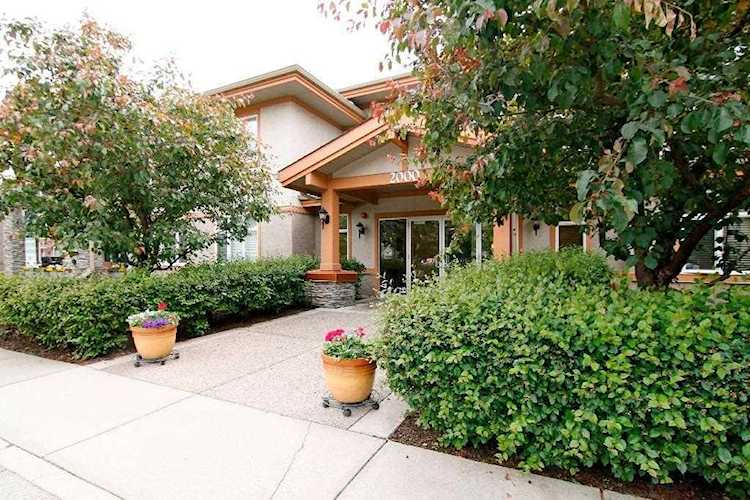 2210 Lake Fraser Court SE Calgary, AB T2J 7G3