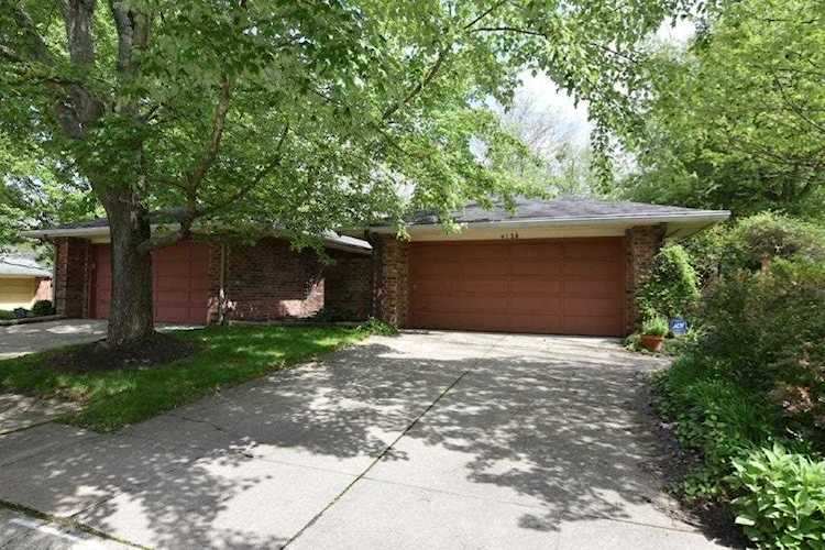4128 Shagbark Court Columbus, IN 47201 | MLS 21712330 Photo 1