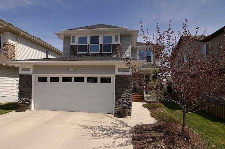 177 Sheep River Cove Okotoks, AB T1S 0M7