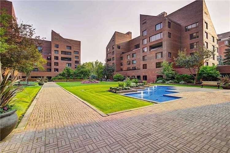 500 Eau Claire Avenue SW 2300ACalgary Real EstateEau Claire Homes