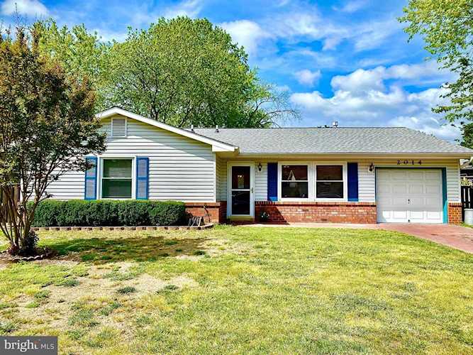 2014 Aberdeen Dr Crofton, MD 21114