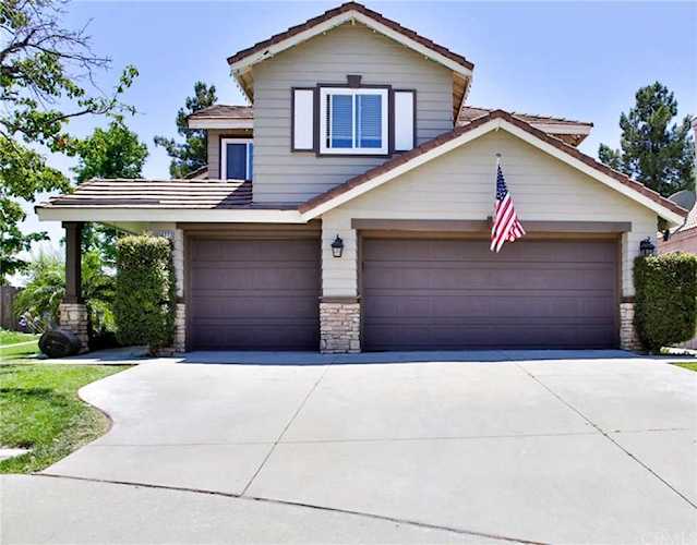 14223 Casa Blanca Court Fontana, CA 92336