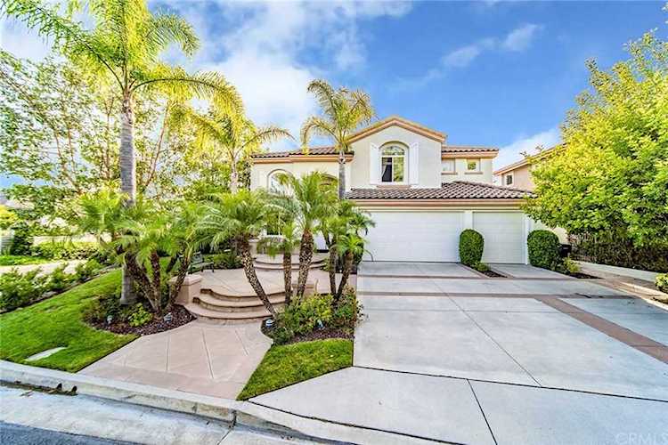 9 Stonemill Rancho Santa Margarita, CA 92679