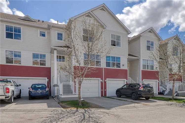 Country Village Cape NE #125 Calgary, AB T3K 5K2