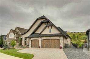 8 Cranbrook Drive SE Calgary, AB T3M 2K7