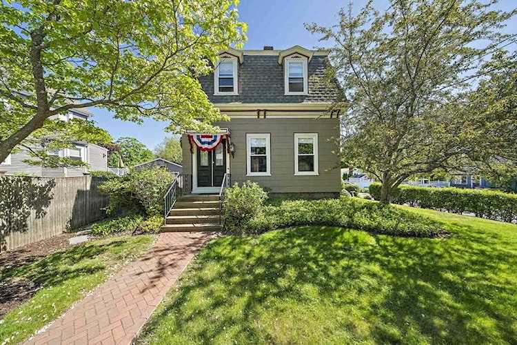 157 River St Braintree, MA 02184