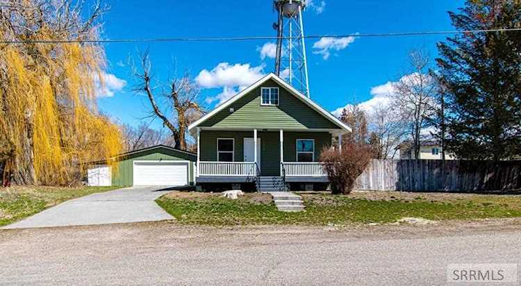 122 Washington Street Firth, ID 83236