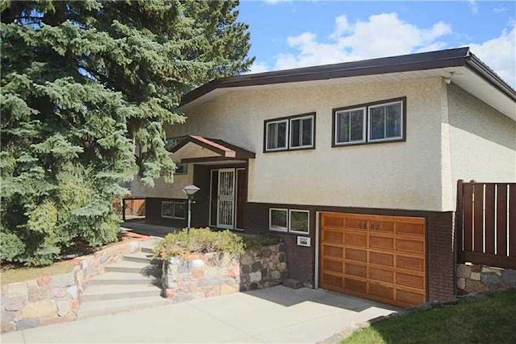 5307 Vicary Place NW Calgary, AB T3A 0L4
