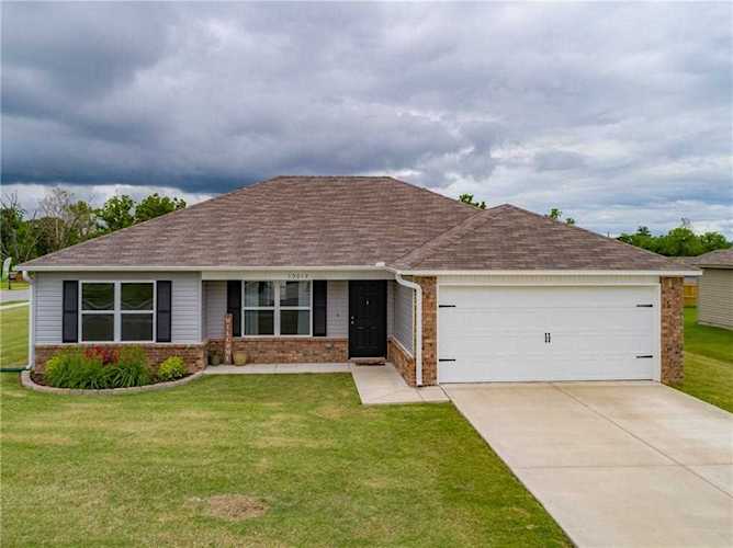15012 White Fawn Dr Garfield, AR 72732
