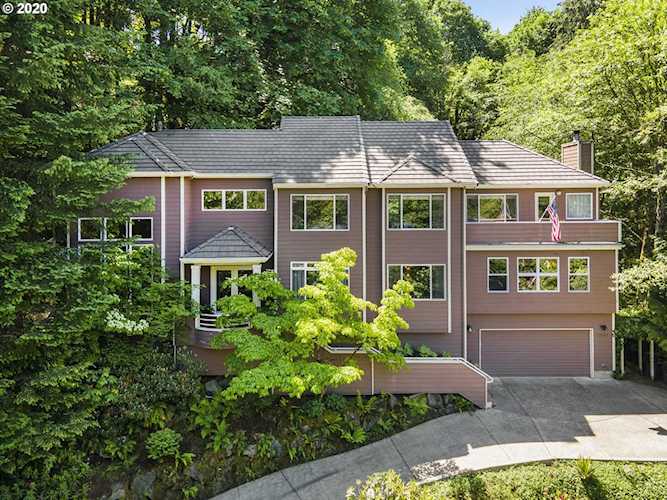 19687 Wildwood Dr West Linn, OR 97068