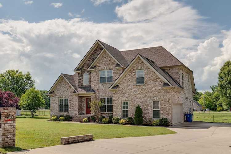 2219 Richard Garrett Christiana, TN 37037