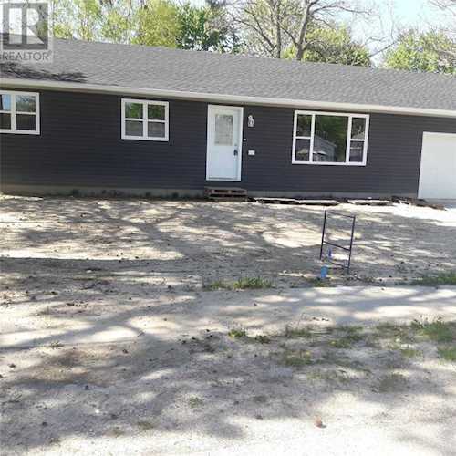 539 Isaac Street Dresden, ON N0P1M0