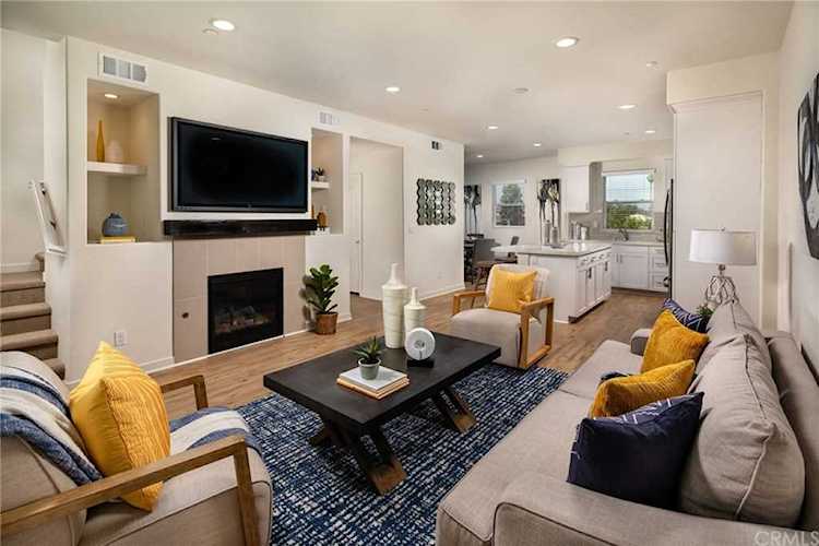 3556 W Savanna Street Anaheim, CA 92804