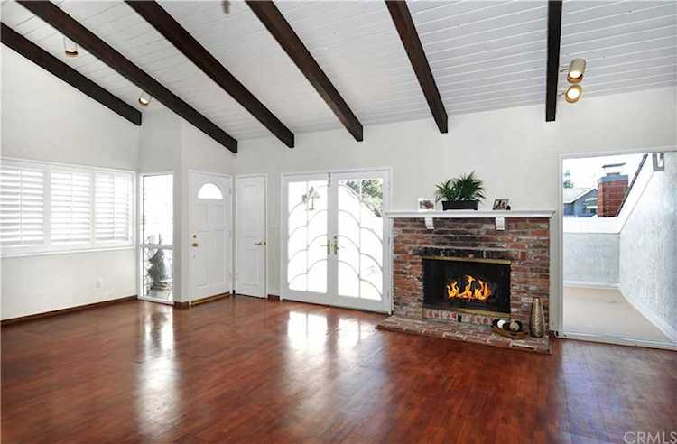513 1/2 Narcissus Avenue Corona Del Mar, CA 92625