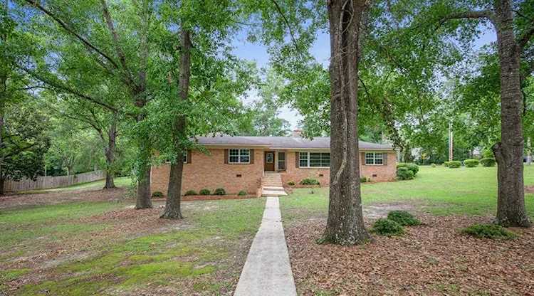 1400 Haisten Drive Dothan, AL 36301