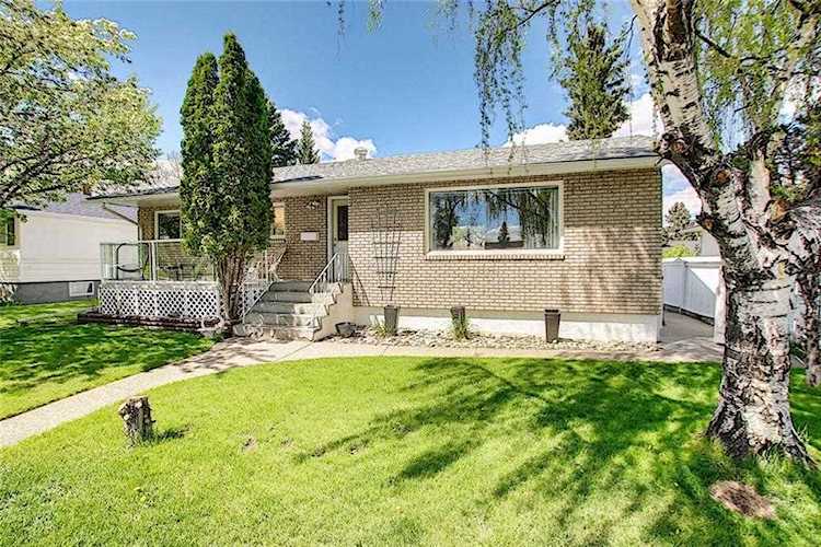 12 Marsden Road NE Calgary, AB T2E 5P6