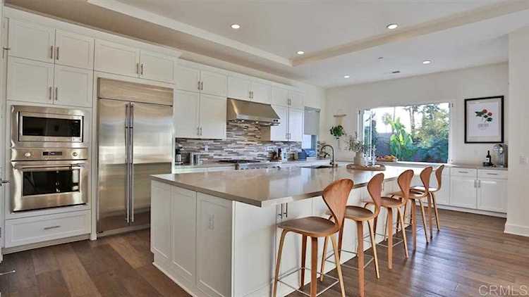664 Jocelyn Way Encinitas, CA 92024