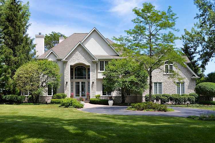 1260 Studio Ln Riverwoods, IL 60015